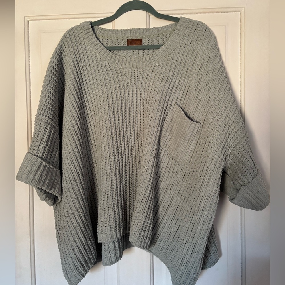 POL Women's Chunky Oversized Pullover Sweater Green Size Medium